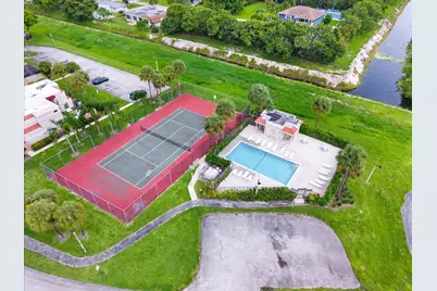 4240 Village Drive #D, Delray Beach, FL 33445 - Photo 26