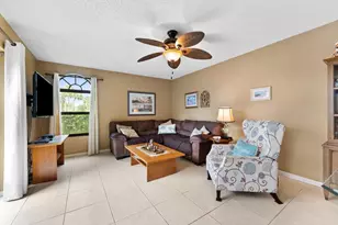 4240 Village Dr, Delray Beach, FL 33445 - Photo 6