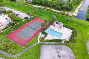 4240 Village Dr, Delray Beach, FL 33445 - Photo 26