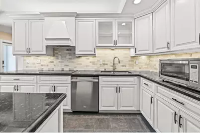 5703 Lago Del Sol Drive, Lake Worth, FL 33449 - Photo 22