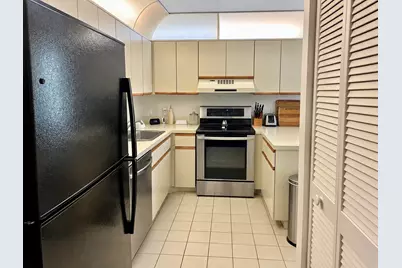 5150 S Fountains Drive S #211, Lake Worth, FL 33467 - Photo 12