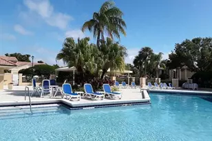 527 Prestwick Cir, Palm Beach Gardens, FL 33418 - Photo 44