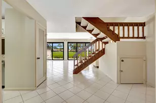 527 Prestwick Cir, Palm Beach Gardens, FL 33418 - Photo 20
