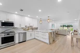 11 Southport Ln, Boynton Beach, FL 33436 - Photo 1