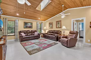 5673 SE Lamay Dr, Stuart, FL 34997 - Photo 10