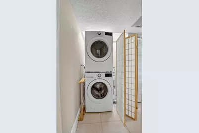 451 Greensward Lane #104-B, Delray Beach, FL 33445 - Photo 14