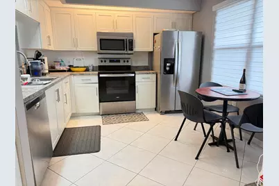 13800 SW 5th Court SW #306M, Pembroke Pines, FL 33027 - Photo 12