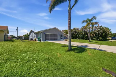 1264 SE Ladner Street, Port Saint Lucie, FL 34983 - Photo 2