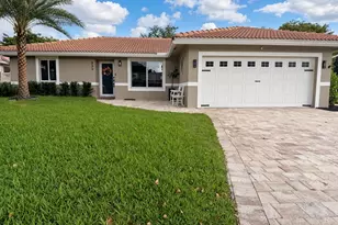 839 NW 107th Ln, Coral Springs, FL 33071 - Photo 10
