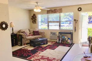 7 Oakridge B, Deerfield Beach, FL 33442 - Photo 4