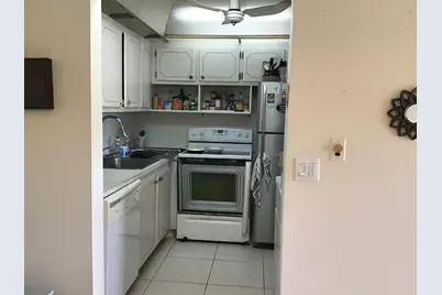 7 Oakridge B #7, Deerfield Beach, FL 33442 - Photo 8