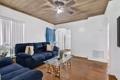 323 NW 4th Avenue, Delray Beach, FL 33444 - Photo 4