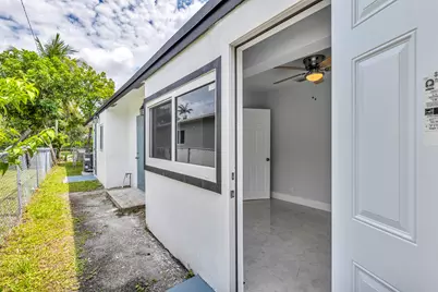 800-802 SW 6th Court #800-802, Pompano Beach, FL 33060 - Photo 10