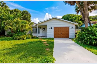 583 NW 12th Terrace, Boca Raton, FL 33486 - Photo 2