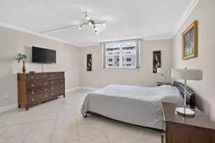 1701 S Ocean Dr, Hollywood, FL 33019 - Photo 28