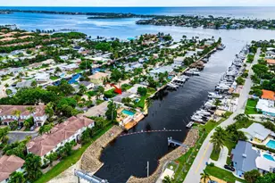 638 Shore Dr, Boynton Beach, FL 33435 - Photo 1
