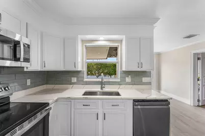 638 Shore Drive, Boynton Beach, FL 33435 - Photo 14