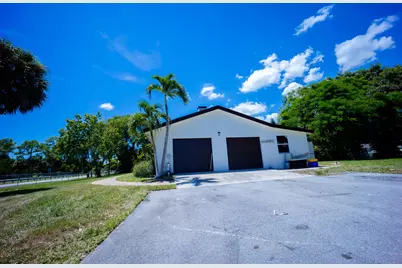 9435 El Paso Drive, Lake Worth, FL 33467 - Photo 6