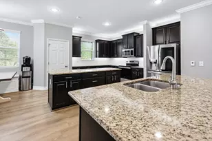 6460 Palm Pl, Vero Beach, FL 32967 - Photo 14