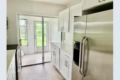 7205 NW 5th Place #105, Margate, FL 33063 - Photo 4
