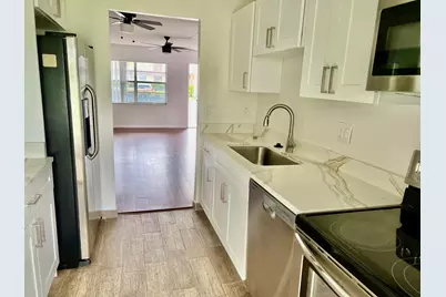 7205 NW 5th Place #105, Margate, FL 33063 - Photo 6