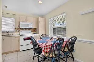 13030 Hampton Lakes Cir, Boynton Beach, FL 33436 - Photo 4