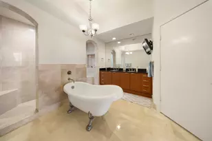 701 SE 21st Ave, Deerfield Beach, FL 33441 - Photo 6