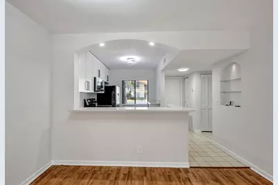 6550 Somerset Drive #107, Boca Raton, FL 33433 - Photo 8