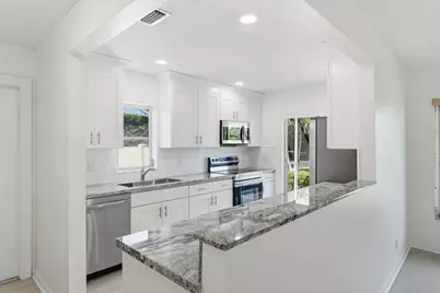 8861 Echo Lane, Boca Raton, FL 33496 - Photo 4