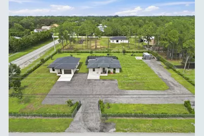 18477 Sycamore Drive W, The Acreage, FL 33470 - Photo 6