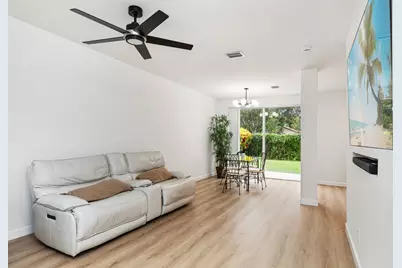 15266 SW 49th Street, Davie, FL 33331 - Photo 6