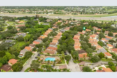 15266 SW 49th Street, Davie, FL 33331 - Photo 40