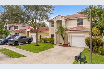 15266 SW 49th Street, Davie, FL 33331 - Photo 2