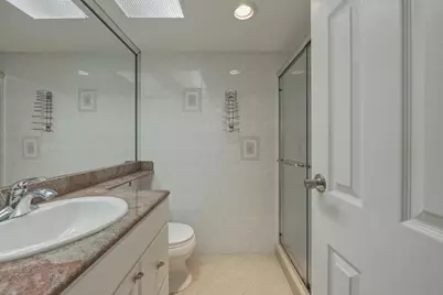250 174th Street #1719, Sunny Isles Beach, FL 33160 - Photo 20