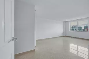 250 174th St, Sunny Isles Beach, FL 33160 - Photo 16