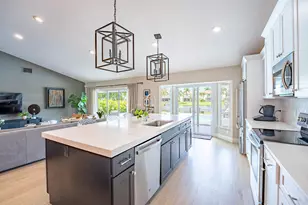 12657 White Coral Dr, Wellington, FL 33414 - Photo 14