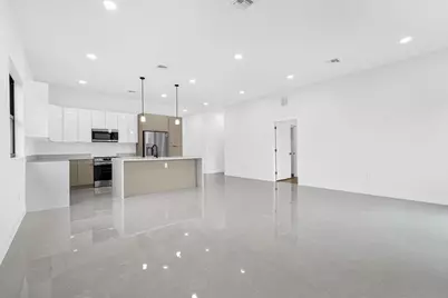2540 NW 14th Court, Fort Lauderdale, FL 33311 - Photo 14