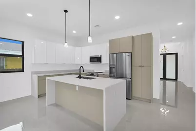 2540 NW 14th Court, Fort Lauderdale, FL 33311 - Photo 10