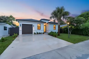 2540 NW 14th Ct, Fort Lauderdale, FL 33311 - Photo 2