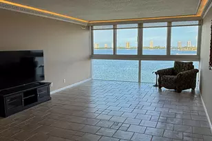 401 Lake Shore Dr, Lake Park, FL 33403 - Photo 2