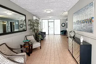 401 Lake Shore Dr, Lake Park, FL 33403 - Photo 6