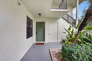 1701 Sabal Ridge Cir, Palm Beach Gardens, FL 33418 - Photo 8
