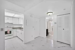 1628 SE Green Acres Cir, Port Saint Lucie, FL 34952 - Photo 6