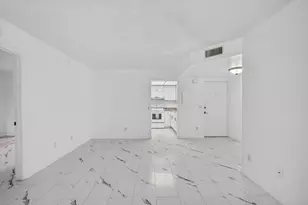 1628 SE Green Acres Cir, Port Saint Lucie, FL 34952 - Photo 10