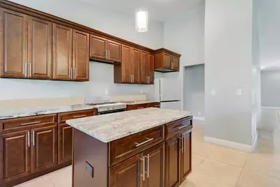 825 SE Cavern Avenue, Port Saint Lucie, FL 34983 - Photo 38