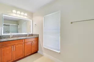 825 SE Cavern Ave, Port Saint Lucie, FL 34983 - Photo 20