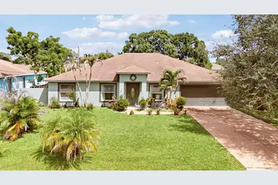 825 SE Cavern Avenue, Port Saint Lucie, FL 34983 - Photo 4