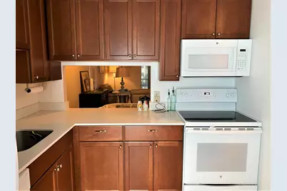 2615 Garden Drive N #310, Lake Worth, FL 33461 - Photo 2