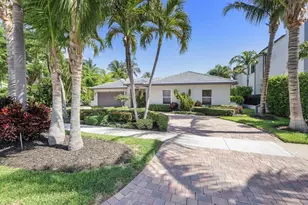 725 NE 36th St, Boca Raton, FL 33431 - Photo 2