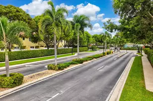 660 Imperial Lake Rd, West Palm Beach, FL 33413 - Photo 48